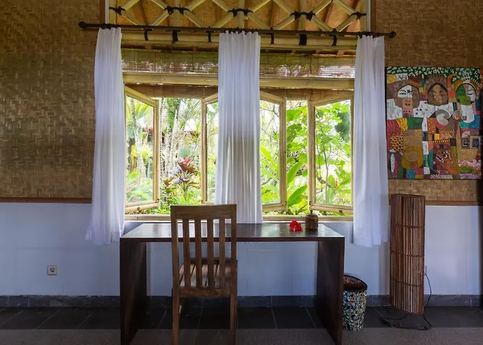 Bali Firefly 4*