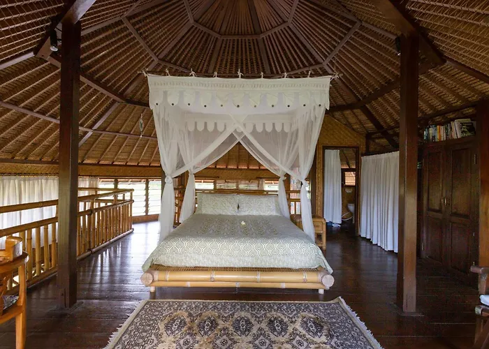 Bali Firefly 4*