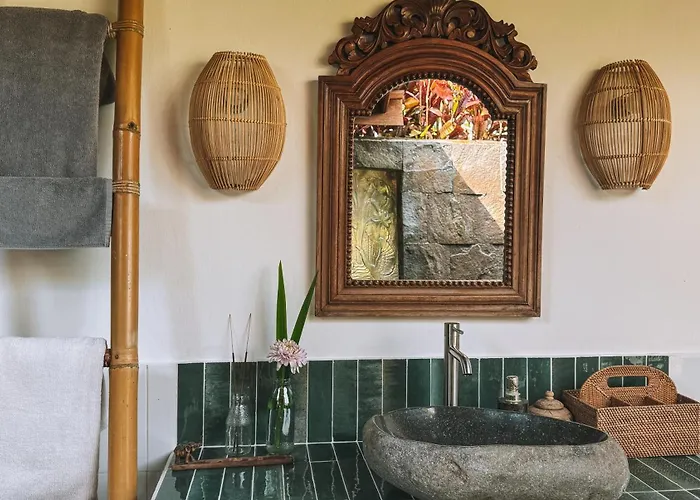 Alojamento de Acomodação e Pequeno-almoço Bali Firefly 4*